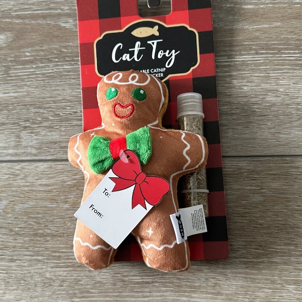 NWT Gingerbread Man Cat Toy Refillable Catnip Stuffed Kicker Cute!